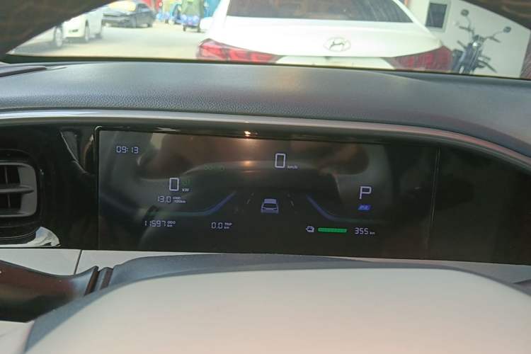 Used Geely Galaxy Geome 2025 UP 410km Exploration Edition Instrument Cluster