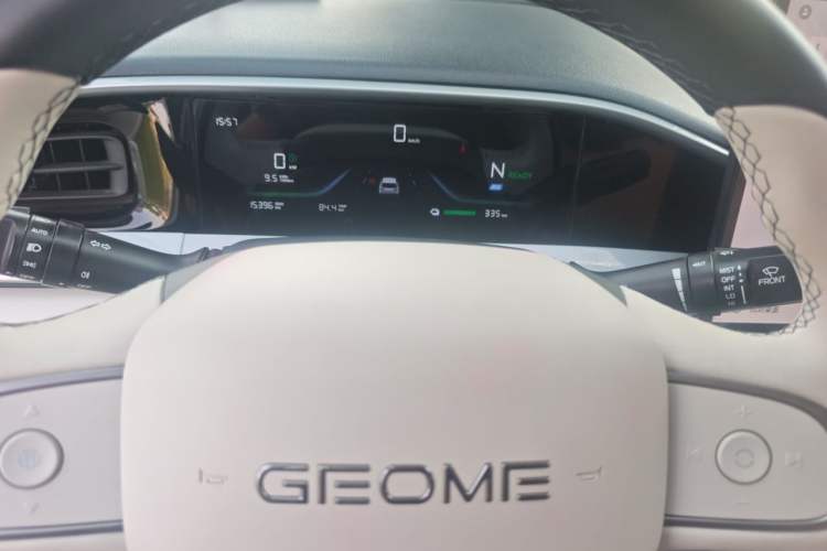 Used Geely Galaxy Geome 2025 UP 410km Exploration Edition Instrument Cluster