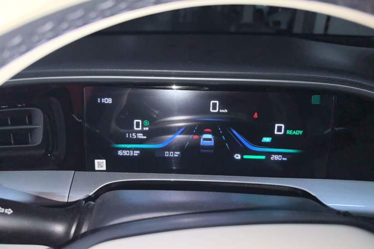Used Geely Galaxy Geome 2025 310km Youth Edition Instrument Cluster