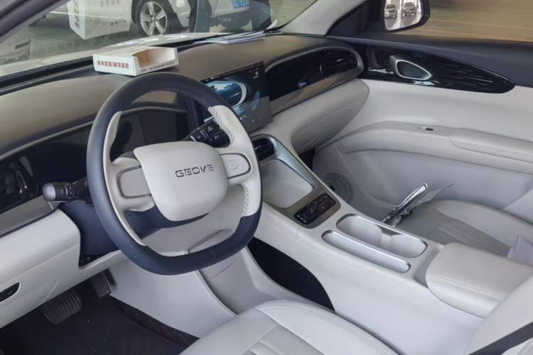 Used Geely Galaxy Geome 2025 310km Youth Edition Interior 1
