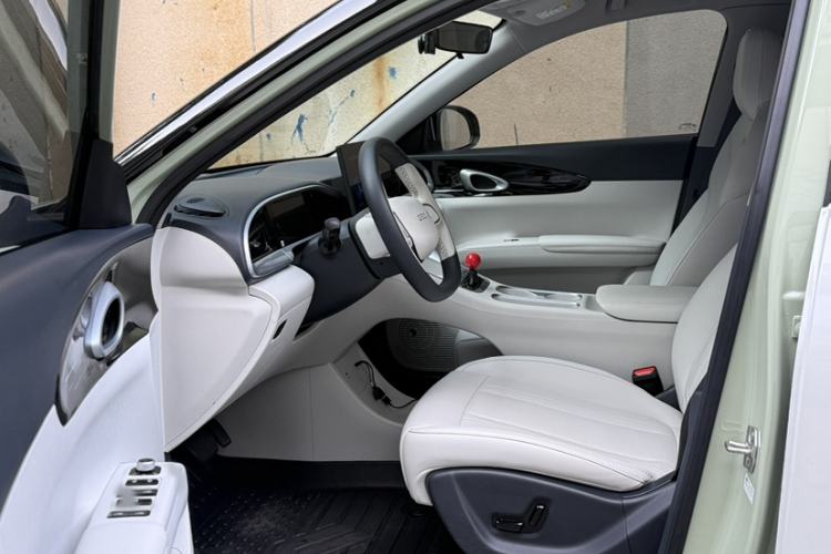 Used Geely Galaxy Geome 2025 UP 410km Exploration+ Edition Interior 1