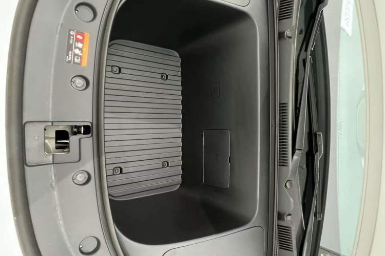 Used Geely Galaxy Geome 2025 310km Dream Edition Interior 10