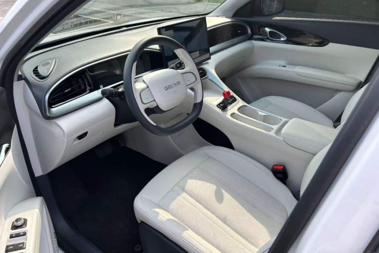 Used Geely Galaxy Geome 2025 310km Dream Edition Interior 11