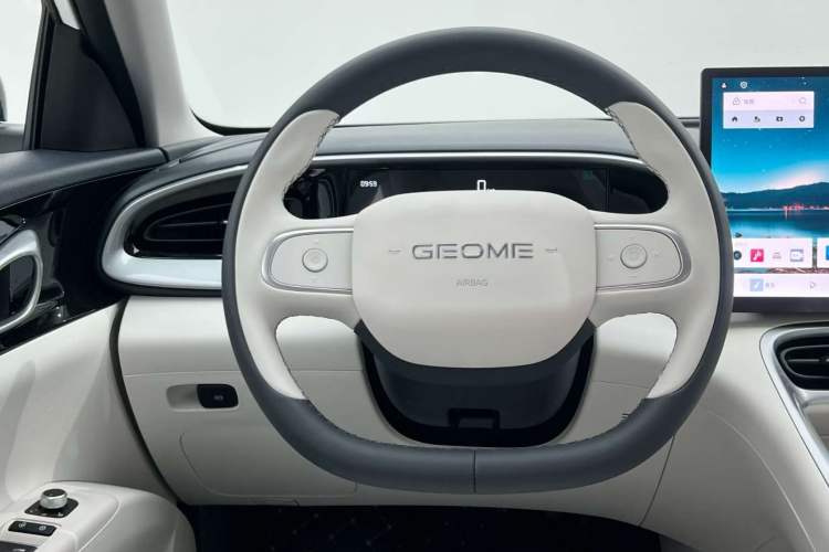Used Geely Galaxy Geome 2025 310km Dream Edition Interior 2