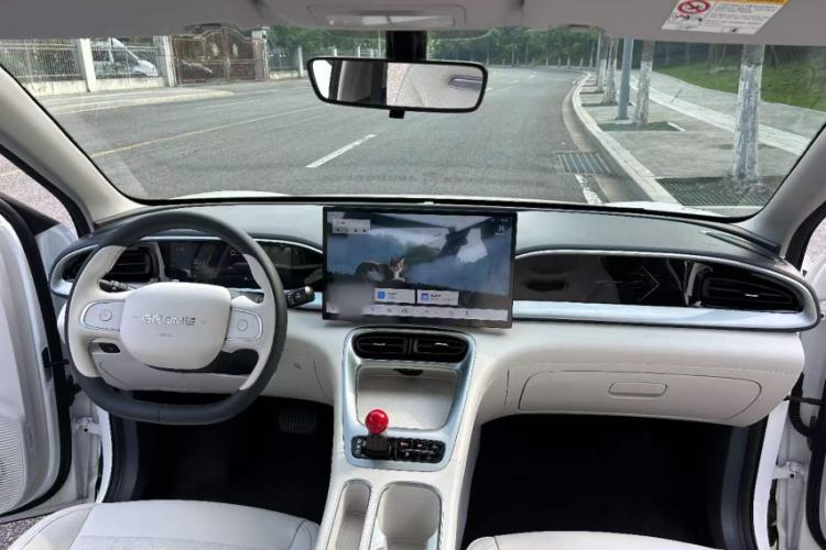 Used Geely Galaxy Geome 2025 310km Dream Edition Interior 2