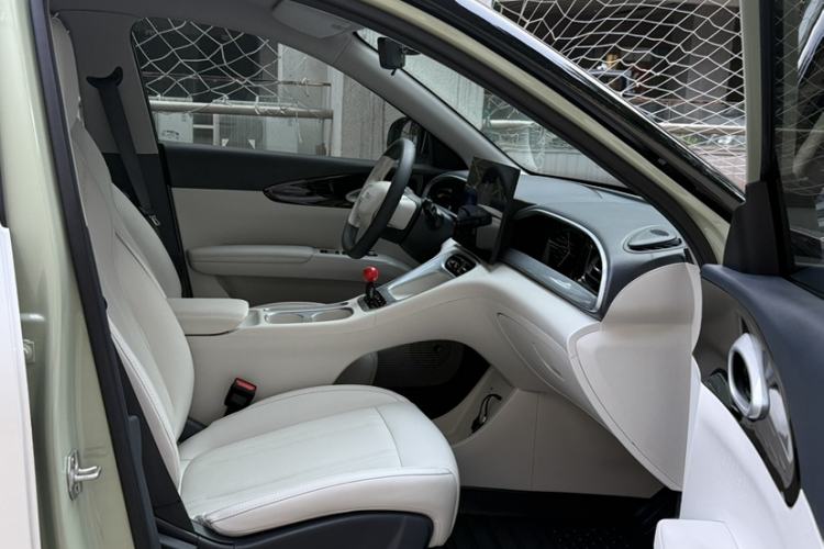 Used Geely Galaxy Geome 2025 UP 410km Exploration+ Edition Interior 6