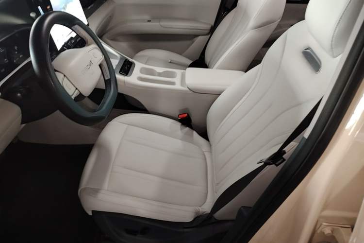 Used Geely Galaxy Geome 2025 UP 410km Exploration Edition Left Front Seat