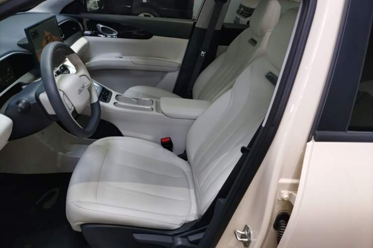 Used Geely Galaxy Geome 2025 310km Dream Edition Left Front Seat