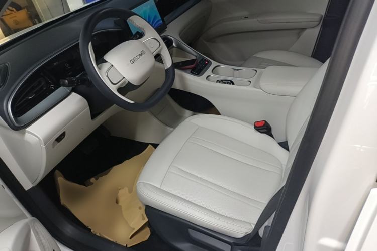 Used Geely Galaxy Geome 2025 310km Youth Edition Left Front Seat