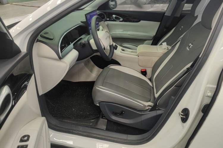 Used Geely Galaxy Geome 2025 UP 410km Exploration Edition Left Front Seat