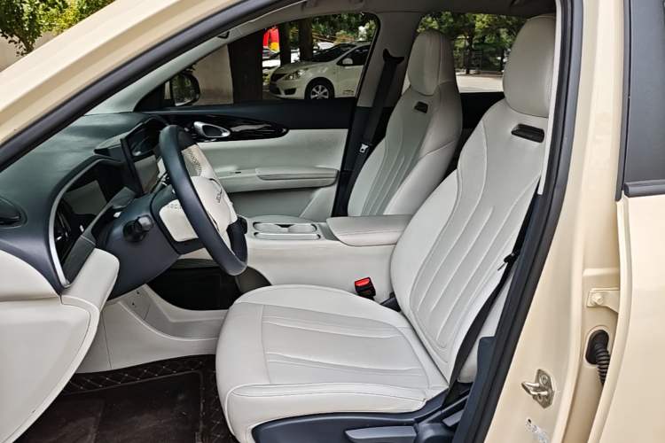 Used Geely Galaxy Geome 2025 310km Youth Edition Left Front Seat