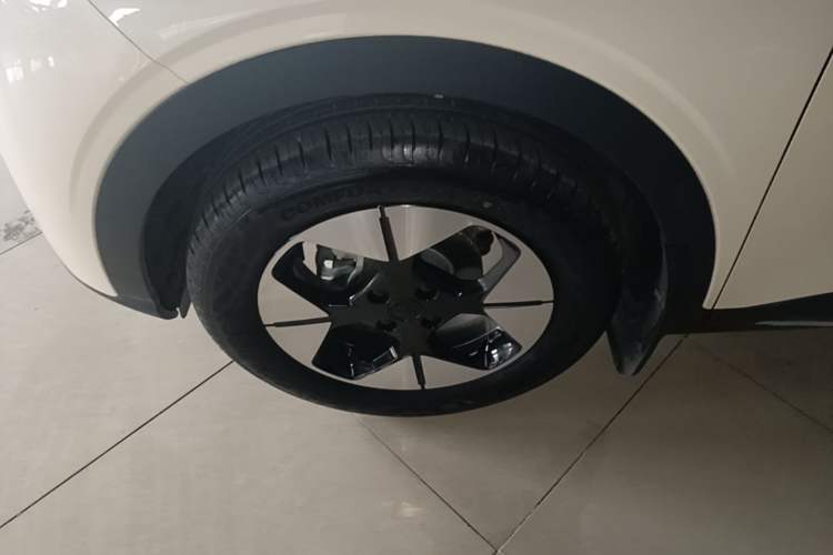 Used Geely Galaxy Geome 2025 310km Dream Edition Left Front Wheel Hub