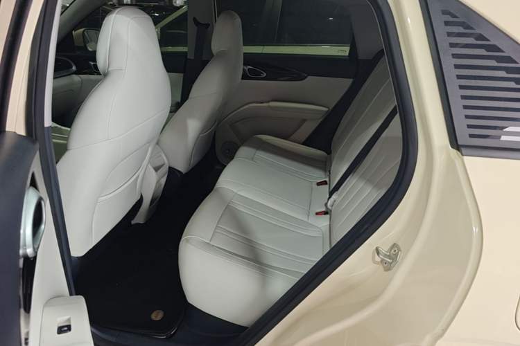 Used Geely Galaxy Geome 2025 310km Youth Edition Left Rear Seat