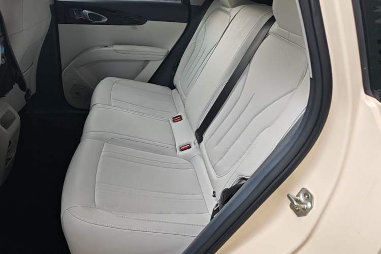 Used Geely Galaxy Geome 2025 UP 410km Exploration Edition Left Rear Seat
