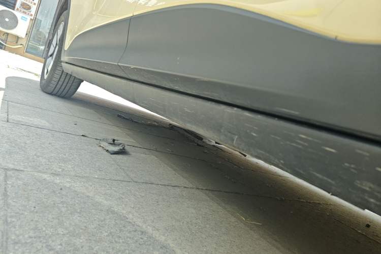 Used Geely Galaxy Geome 2025 310km Youth Edition Left Side Sill