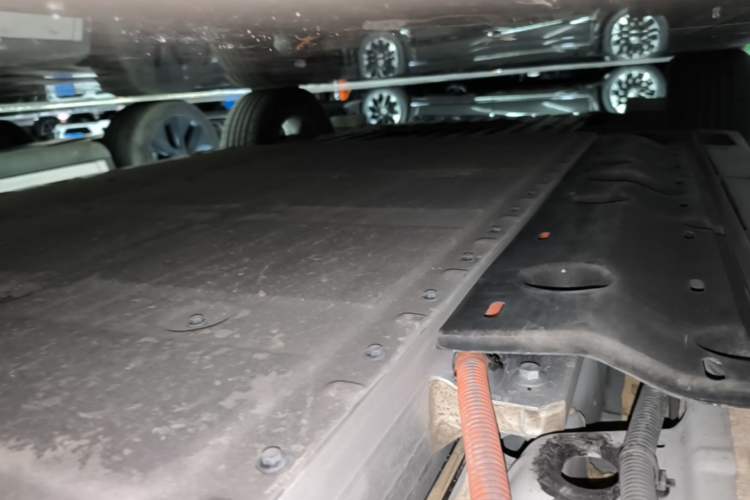 Used Geely Galaxy Geome 2025 UP 410km Exploration+ Edition Left Side Sill