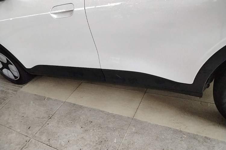 Used Geely Galaxy Geome 2025 310km Youth Edition Left Side Sill