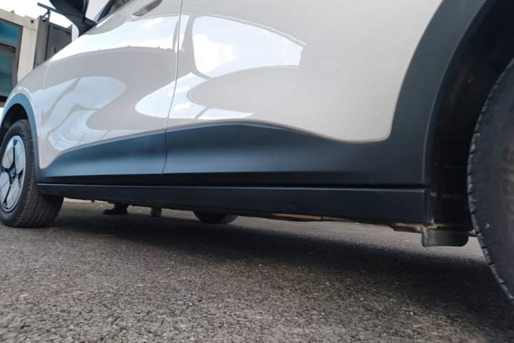 Used Geely Galaxy Geome 2025 310km Youth Edition Left Side Sill
