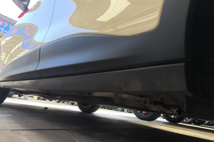 Used Geely Galaxy Geome 2025 310km Youth Edition Left Side Sill