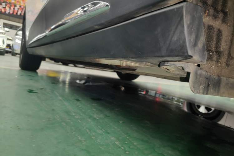 Used Geely Galaxy Geome 2025 UP 410km Exploration Edition Left Side Sill
