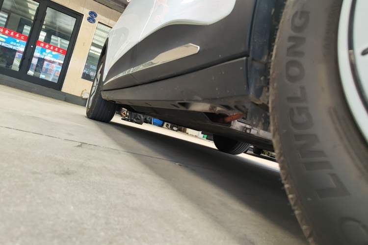 Used Geely Galaxy Geome 2025 310km Youth Edition Left Side Sill