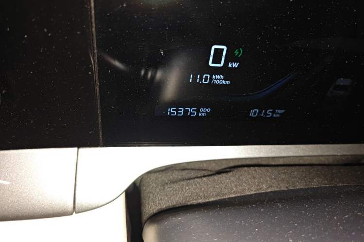 Used Geely Galaxy Geome 2025 310km Dream Edition Odometer Close Up