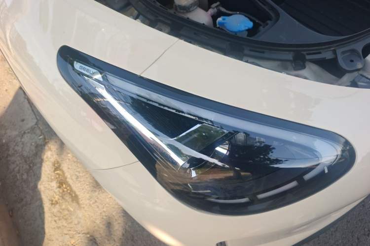 Used Geely Galaxy Geome 2025 UP 410km Exploration Edition Right Front Headlight