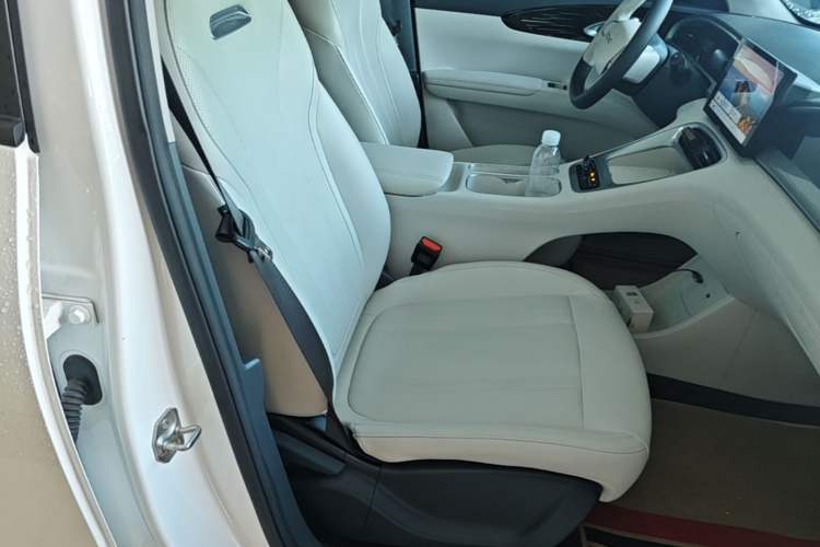 Used Geely Galaxy Geome 2025 310km Youth Edition Right Front Seat