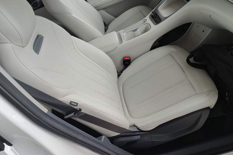 Used Geely Galaxy Geome 2025 310km Youth Edition Right Front Seat