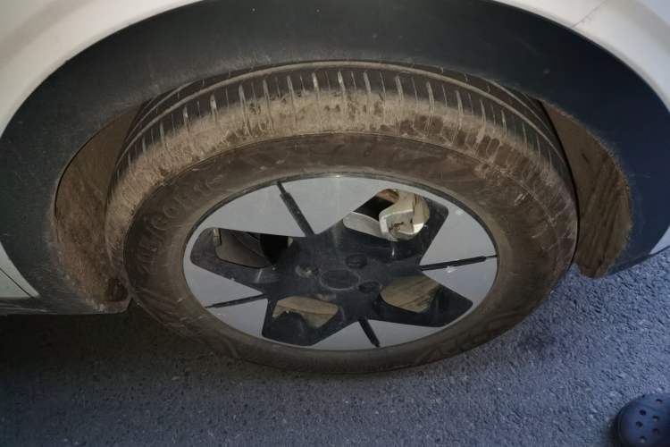 Used Geely Galaxy Geome 2025 310km Dream Edition Right Front Wheel Hub