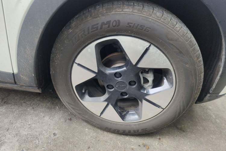 Used Geely Galaxy Geome 2025 UP 410km Exploration Edition Right Front Wheel Hub