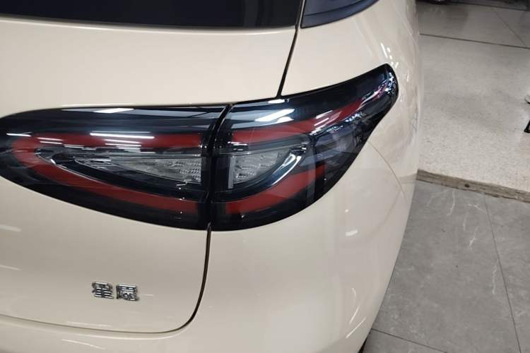 Used Geely Galaxy Geome 2025 310km Youth Edition Right Rear Taillight