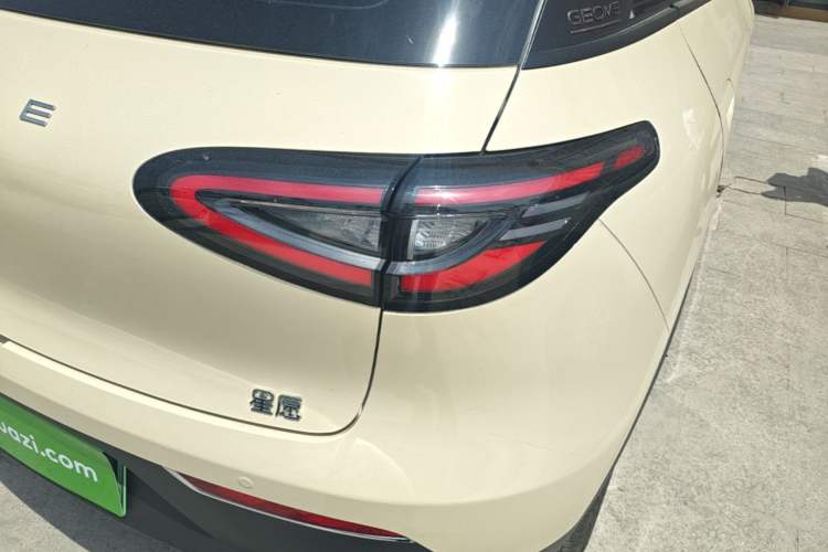 Used Geely Galaxy Geome 2025 310km Youth Edition Right Rear Taillight