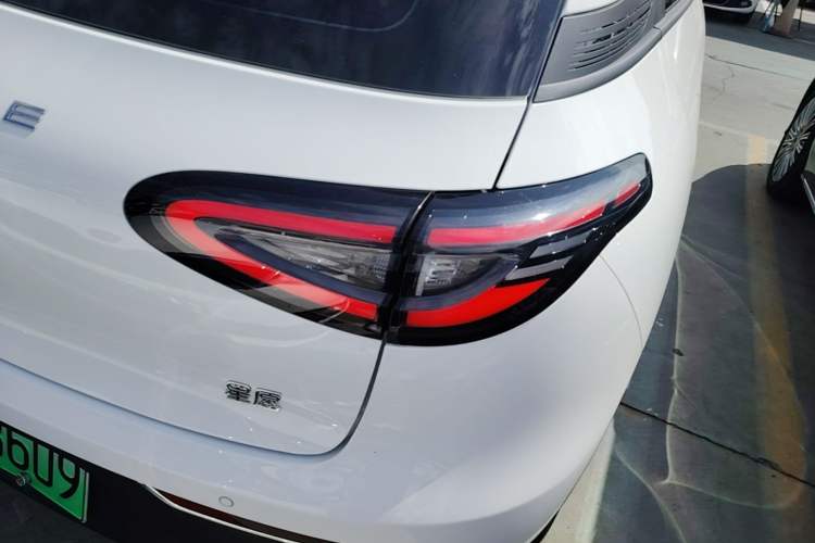 Used Geely Galaxy Geome 2025 310km Youth Edition Right Rear Taillight