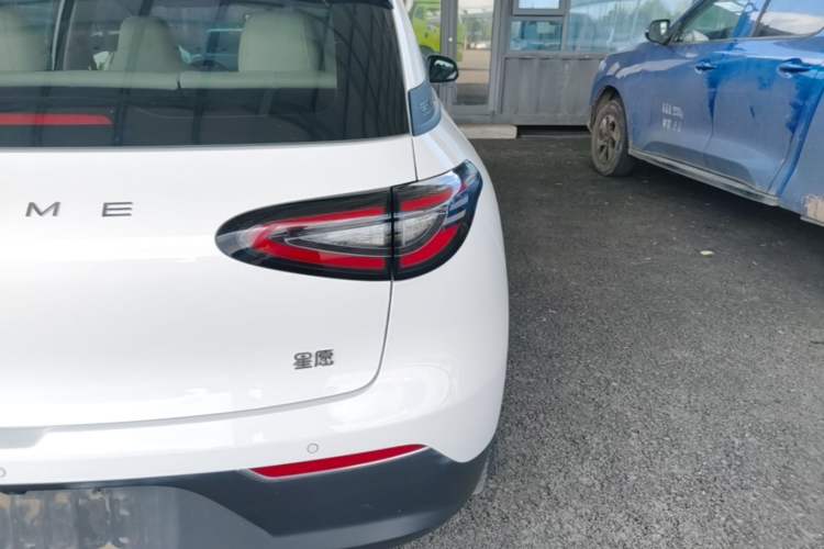 Used Geely Galaxy Geome 2025 310km Youth Edition Right Rear Taillight