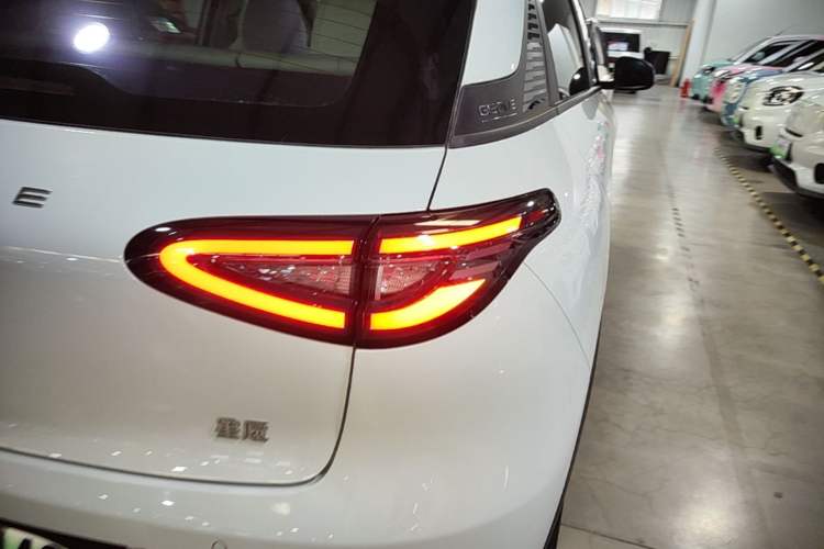 Used Geely Galaxy Geome 2025 310km Dream Edition Right Rear Taillight