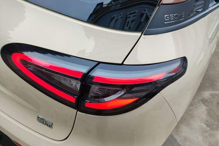 Used Geely Galaxy Geome 2025 310km Dream Edition Right Rear Taillight