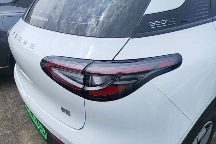 Used Geely Galaxy Geome 2025 310km Youth Edition Right Rear Taillight