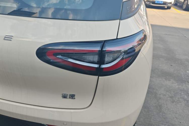 Used Geely Galaxy Geome 2025 310km Youth Edition Right Rear Taillight