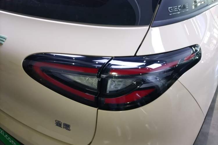 Used Geely Galaxy Geome 2025 310km Dream Edition Right Rear Taillight