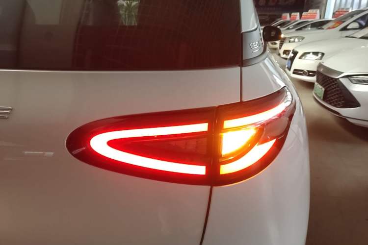 Used Geely Galaxy Geome 2025 310km Youth Edition Right Rear Taillight