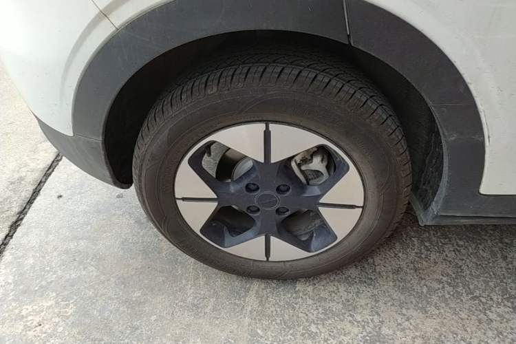 Used Geely Galaxy Geome 2025 UP 410km Exploration Edition Right Rear Wheel Hub
