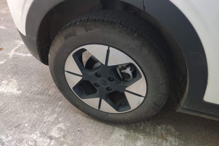 Used Geely Galaxy Geome 2025 310km Dream Edition Right Rear Wheel Hub