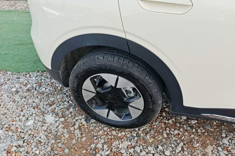 Used Geely Galaxy Geome 2025 310km Dream Edition Right Rear Wheel Hub