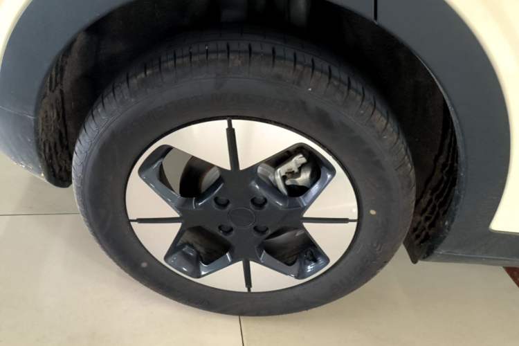Used Geely Galaxy Geome 2025 310km Dream Edition Right Rear Wheel Hub