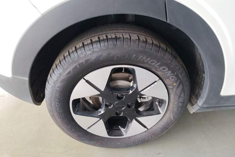 Used Geely Galaxy Geome 2025 UP 410km Exploration Edition Right Rear Wheel Hub