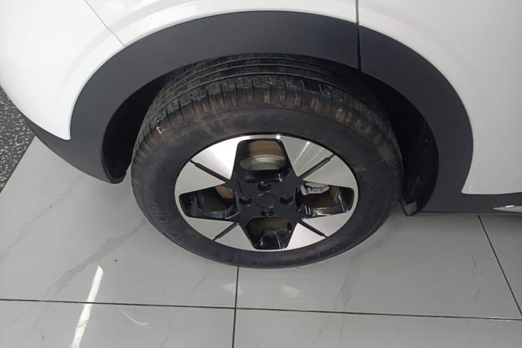 Used Geely Galaxy Geome 2025 310km Dream Edition Right Rear Wheel Hub