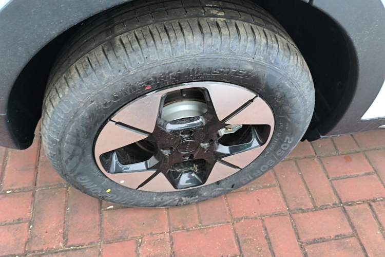 Used Geely Galaxy Geome 2025 310km Dream Edition Right Rear Wheel Hub