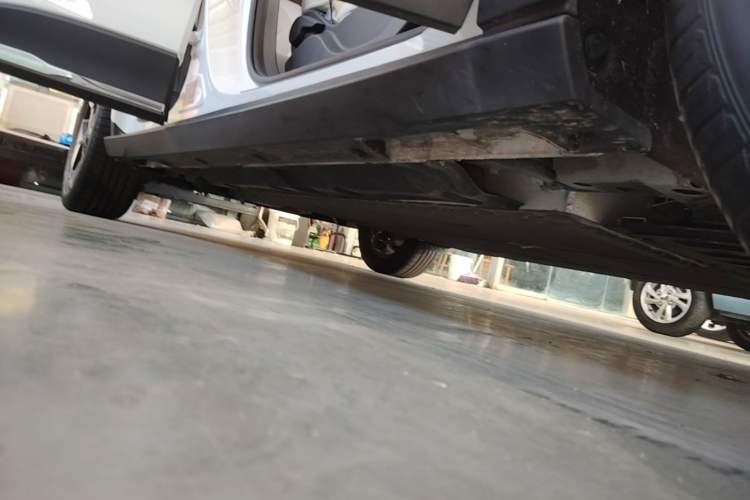 Used Geely Galaxy Geome 2025 310km Dream Edition Right Side Sill