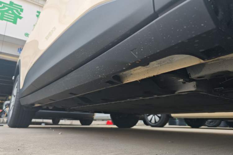 Used Geely Galaxy Geome 2025 310km Youth Edition Right Side Sill